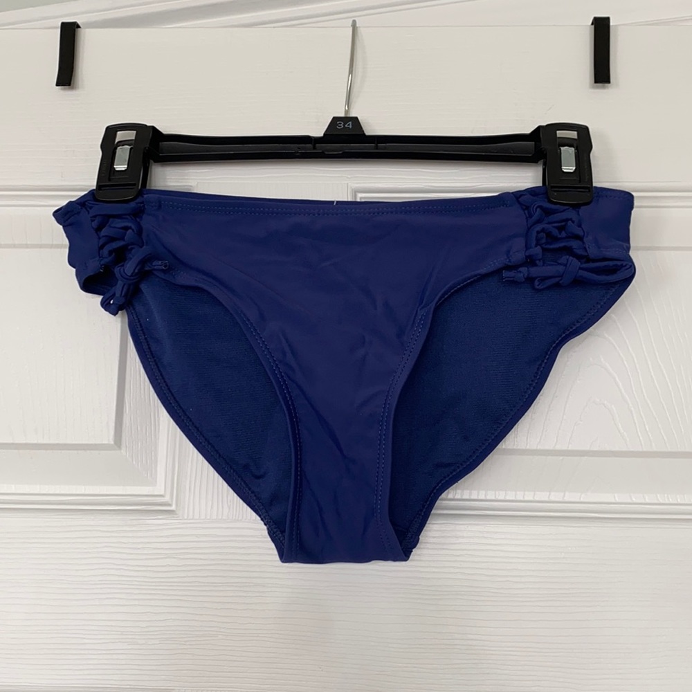 Bikini bottoms size S